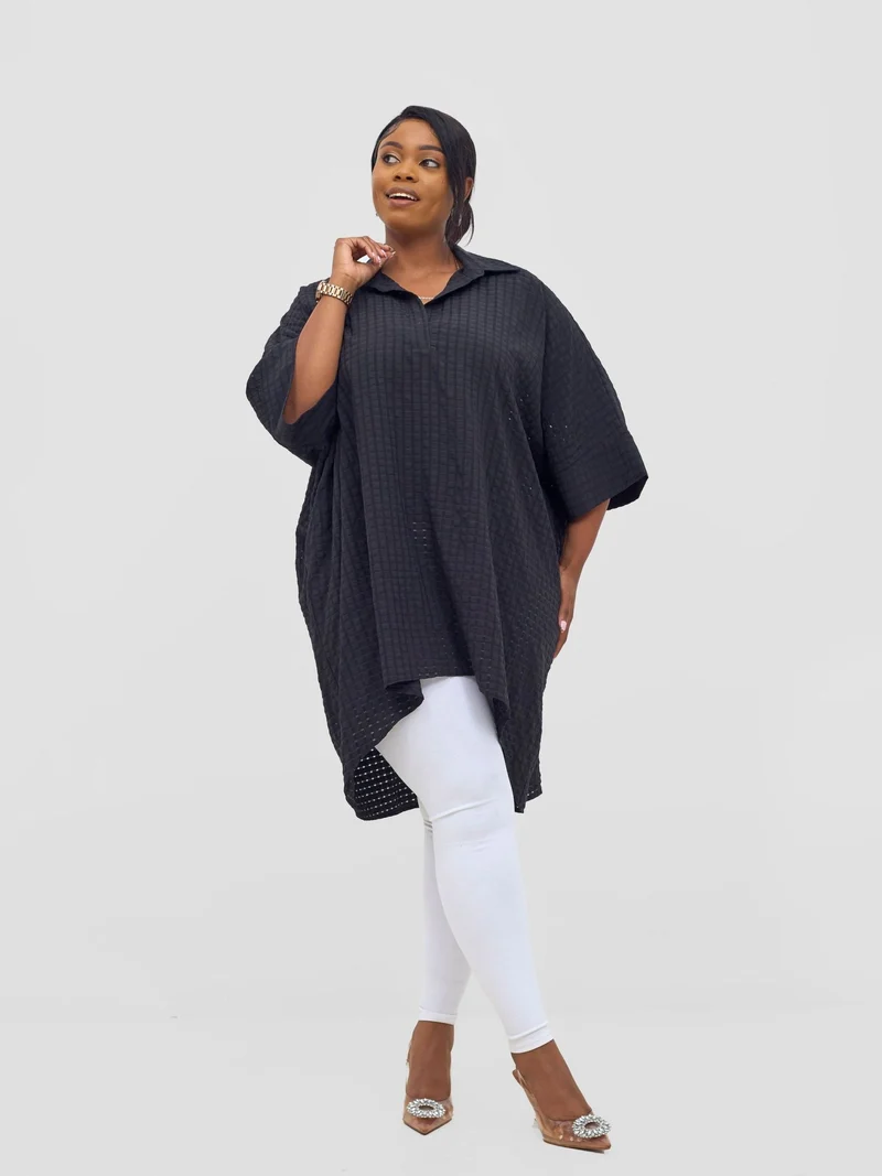 Vivo Mistari 3/4 Sleeve V - Neck Collared Tunic Top - Black Textured