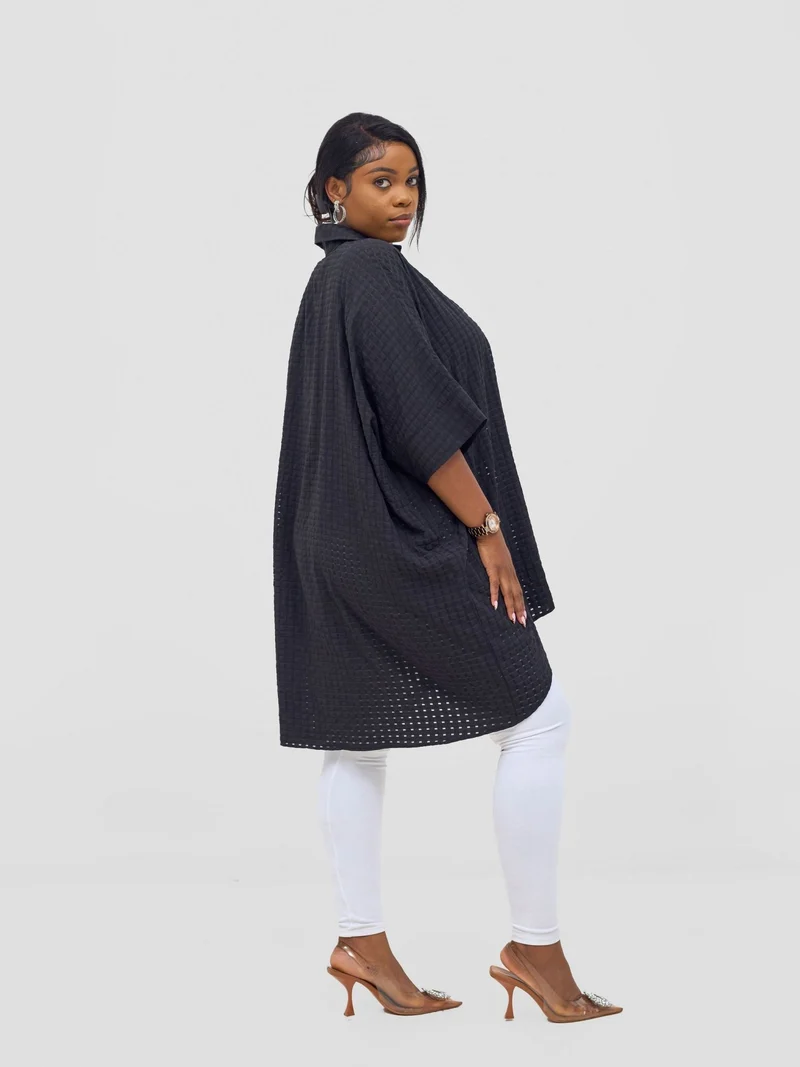 Vivo Mistari 3/4 Sleeve V - Neck Collared Tunic Top - Black Textured