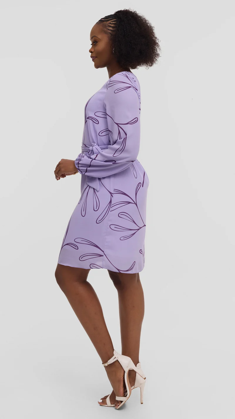 Vivo Zawadi Shift Dress in Chiffon - Lilac / Purple Print