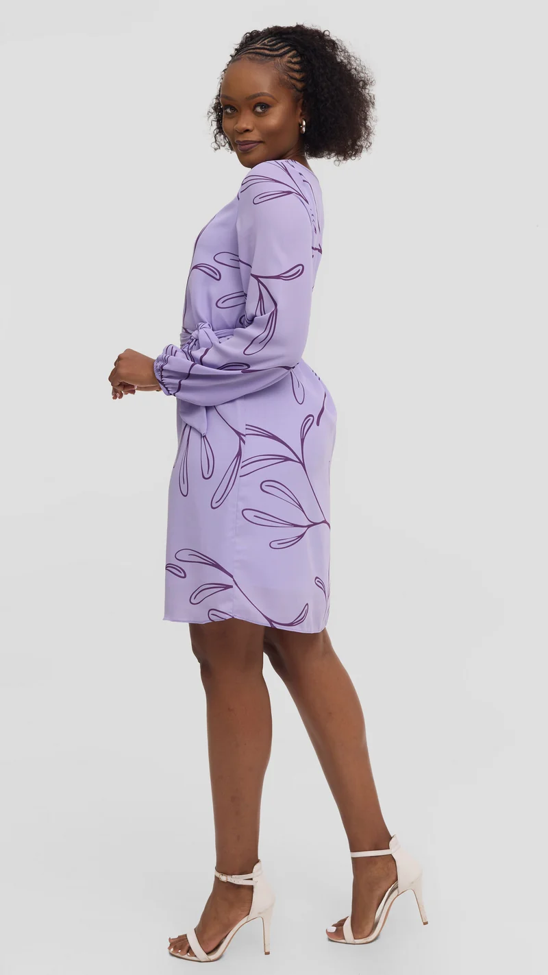 Vivo Zawadi Shift Dress in Chiffon - Lilac / Purple Print