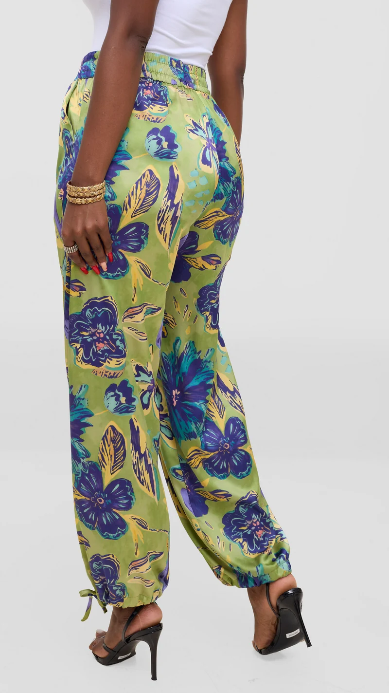 Vivo Liora Drawstring Pants In Satin - Olive / Purple Print