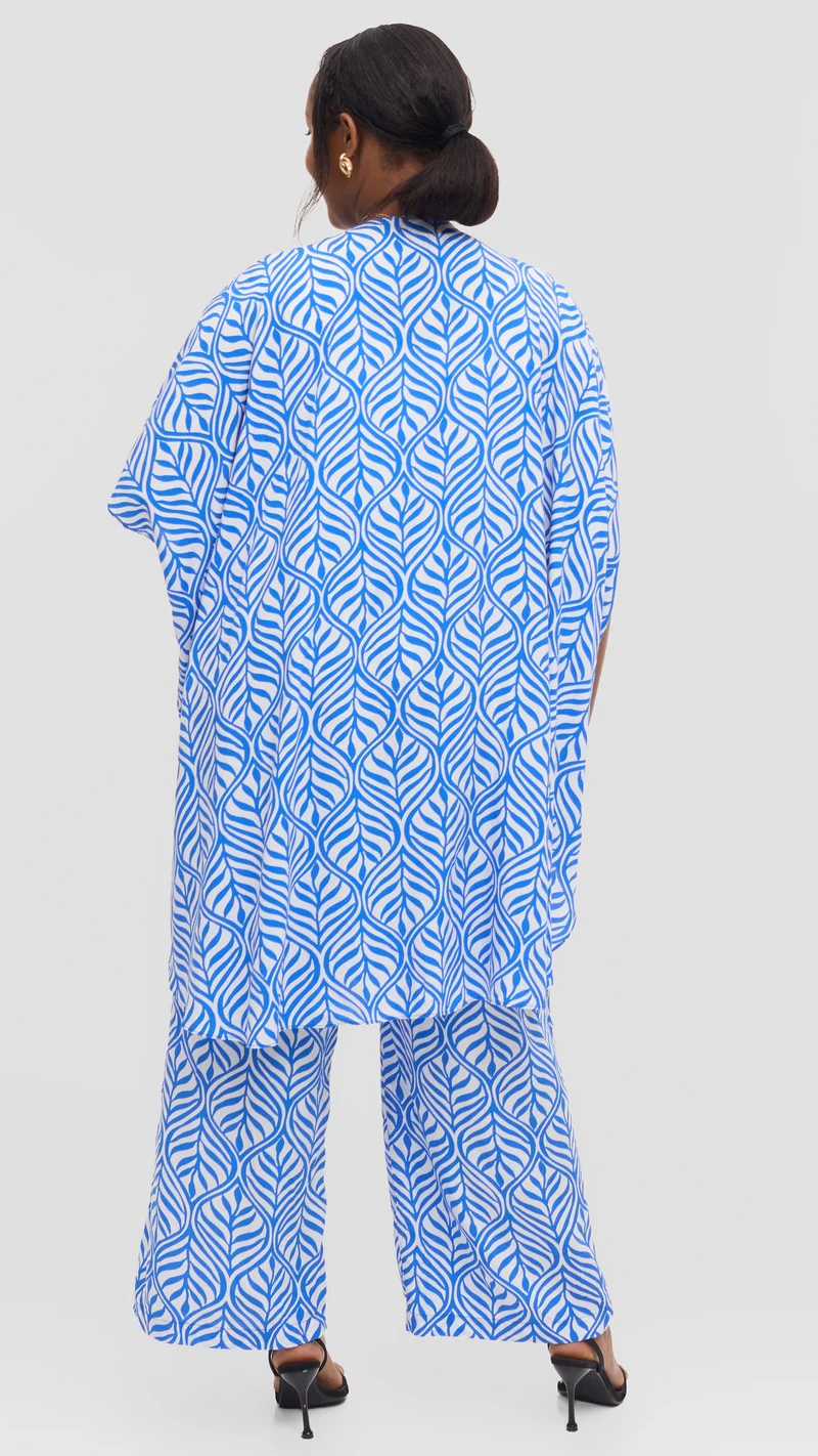 Vivo Samira Wide Kimono in Rayon - White / Blue Leaf Print