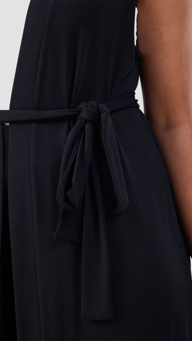 Vivo Chela Sleeveless Waterfall in Jersey - Black