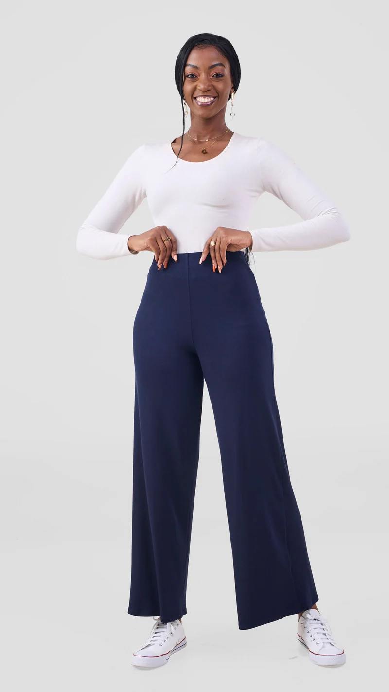 Vivo Chela Pants in Jersey - Navy
