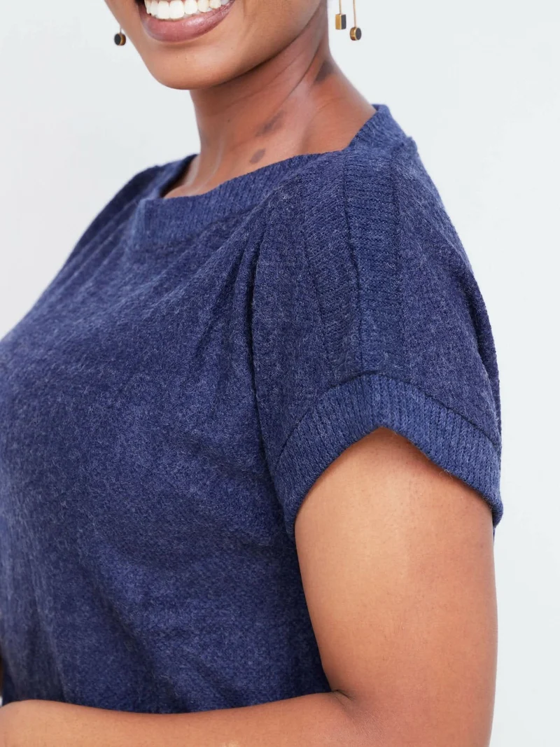 Hessed Short Sleeved Sweeter Top - Blue