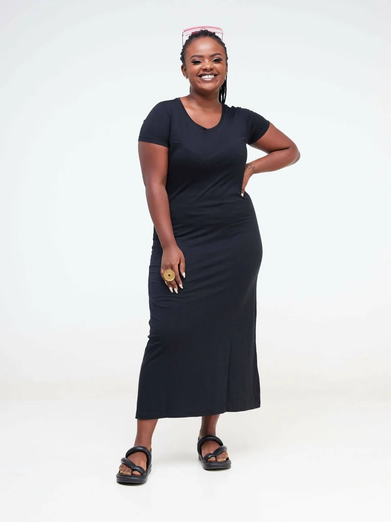 Hessed Sleeved Midi Plain Dress - Black
