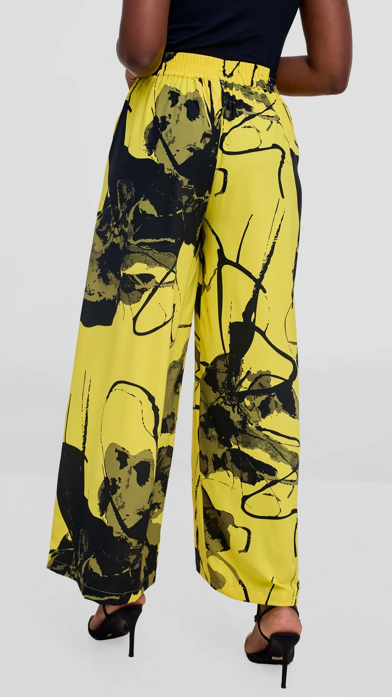 Vivo Liora Wide Leg Pants in Crepe - Yellow / Black Rozi Print
