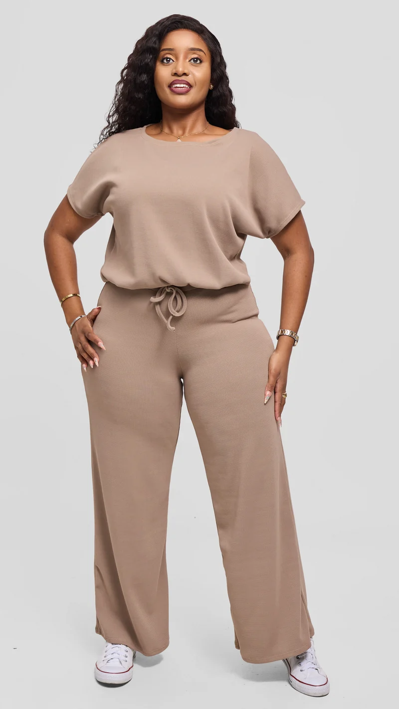 Vivo Safa Straight Leg Pants in Stretch Rib - Light Taupe