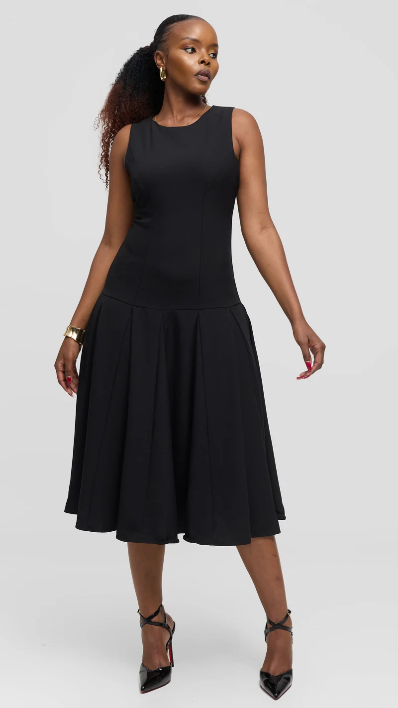 Vivo Godet Midi Dress in Crepe - Black