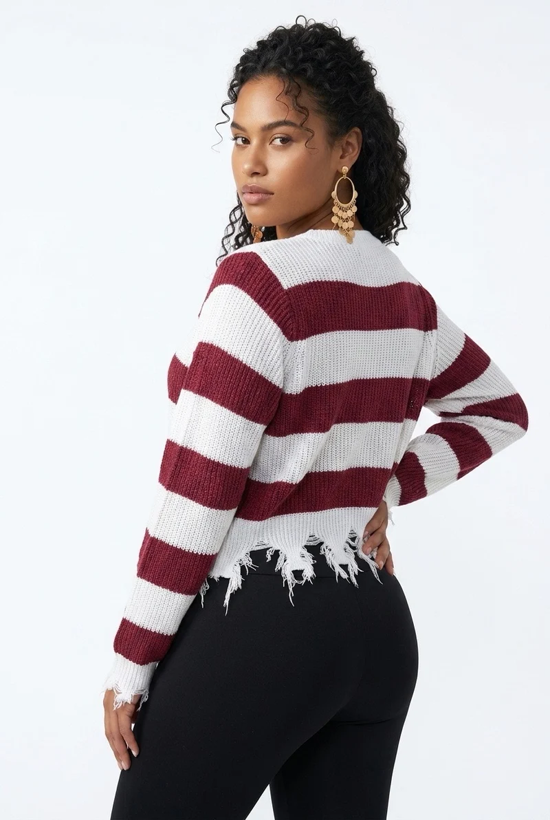 Stylish Sisters Distressed Frayed Hem Pullover Knit Sweater Top - White / Maroon