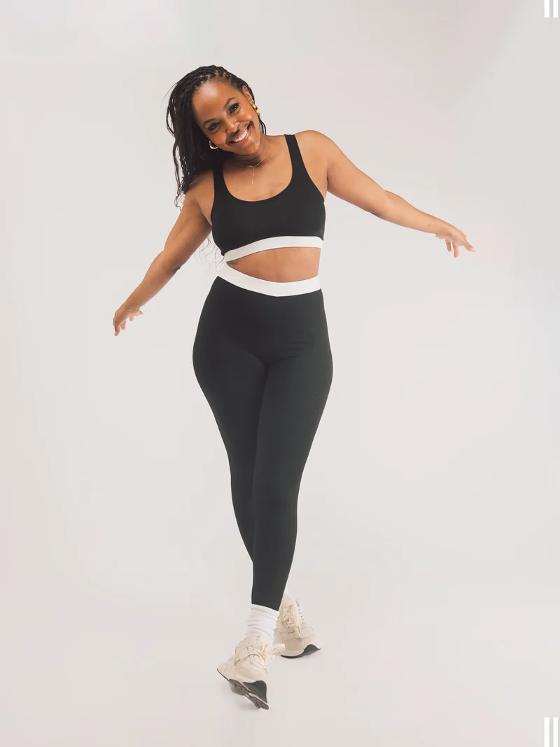 Vivo X This Is Essential Scooped Neck Bralette - Black / White