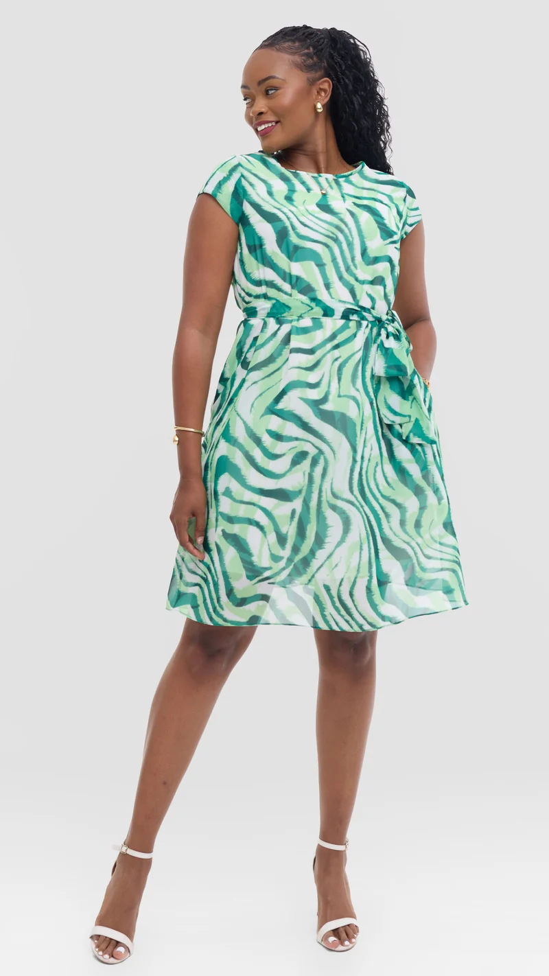 Vivo Basic Knee Length Dress in Chiffon - Green / Cream Print