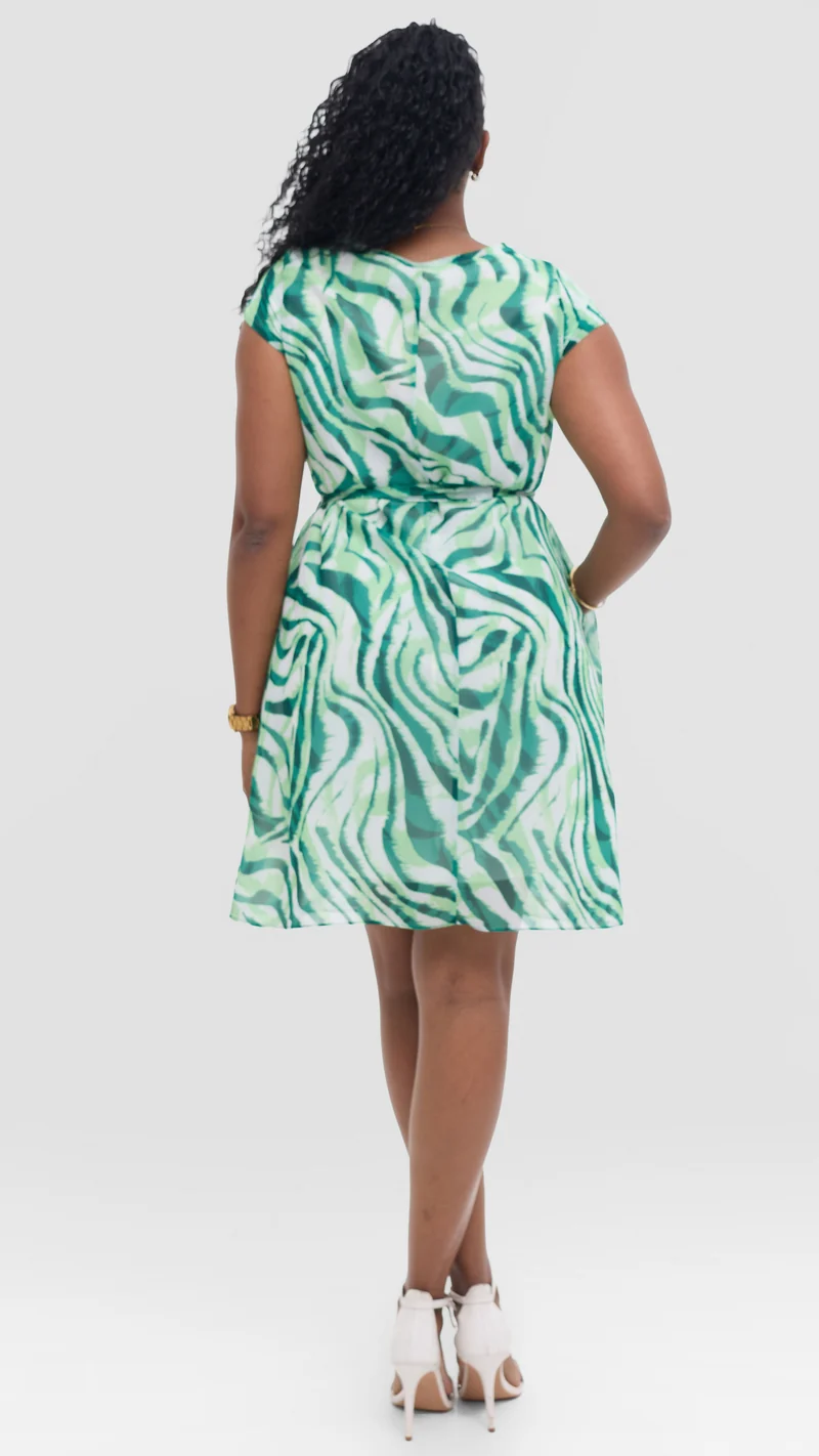 Vivo Basic Knee Length Dress in Chiffon - Green / Cream Print