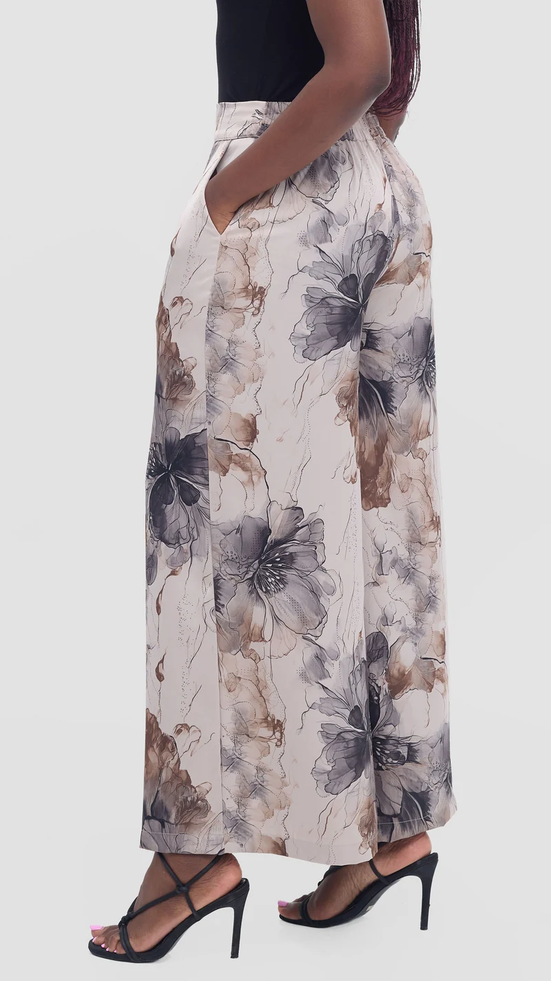 Vivo Maisha Straight Leg Pants in Crepe - Grey / Hunters Print