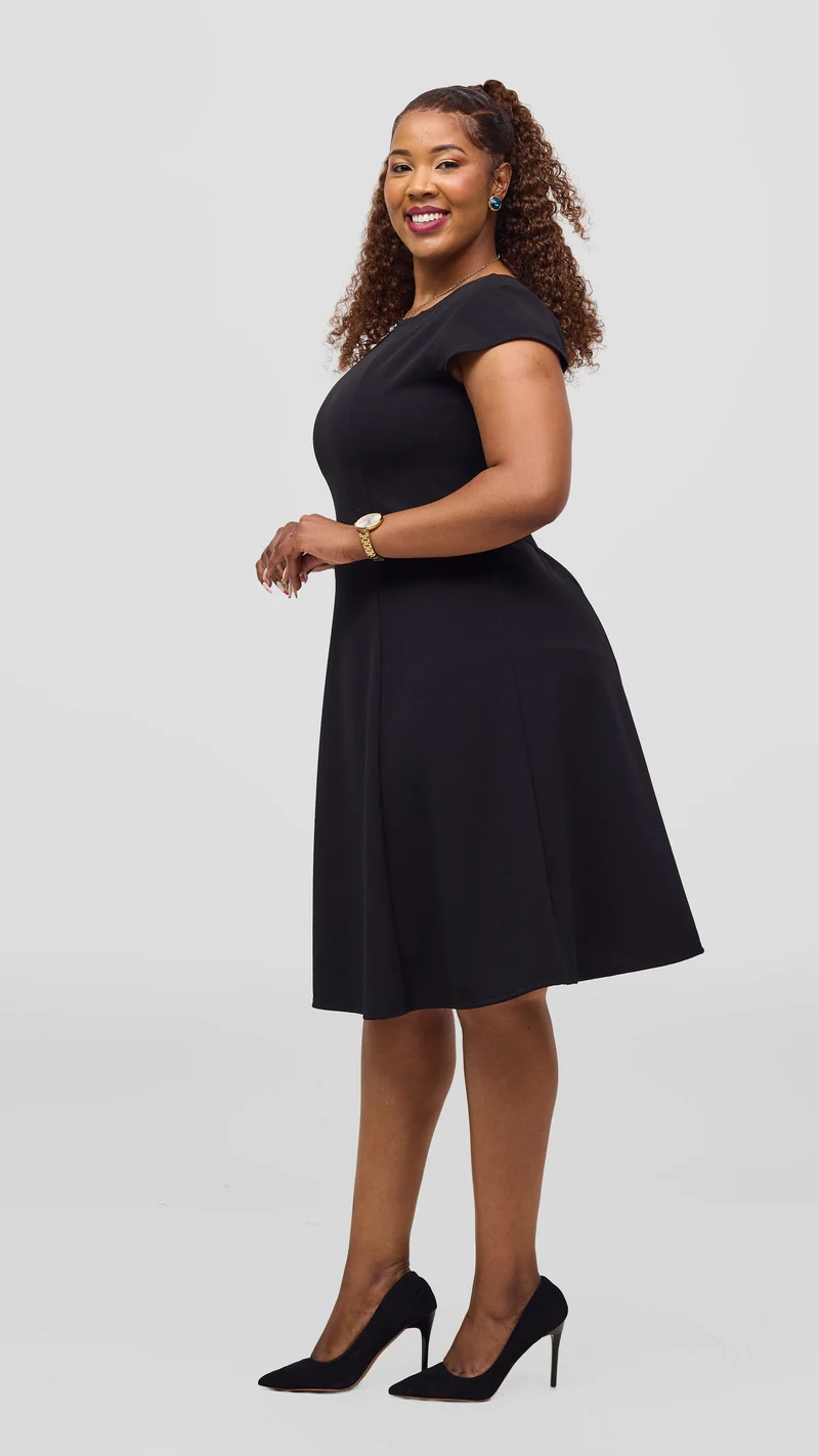 Vivo Basic Escape A-Line Dress in Ponte - Black