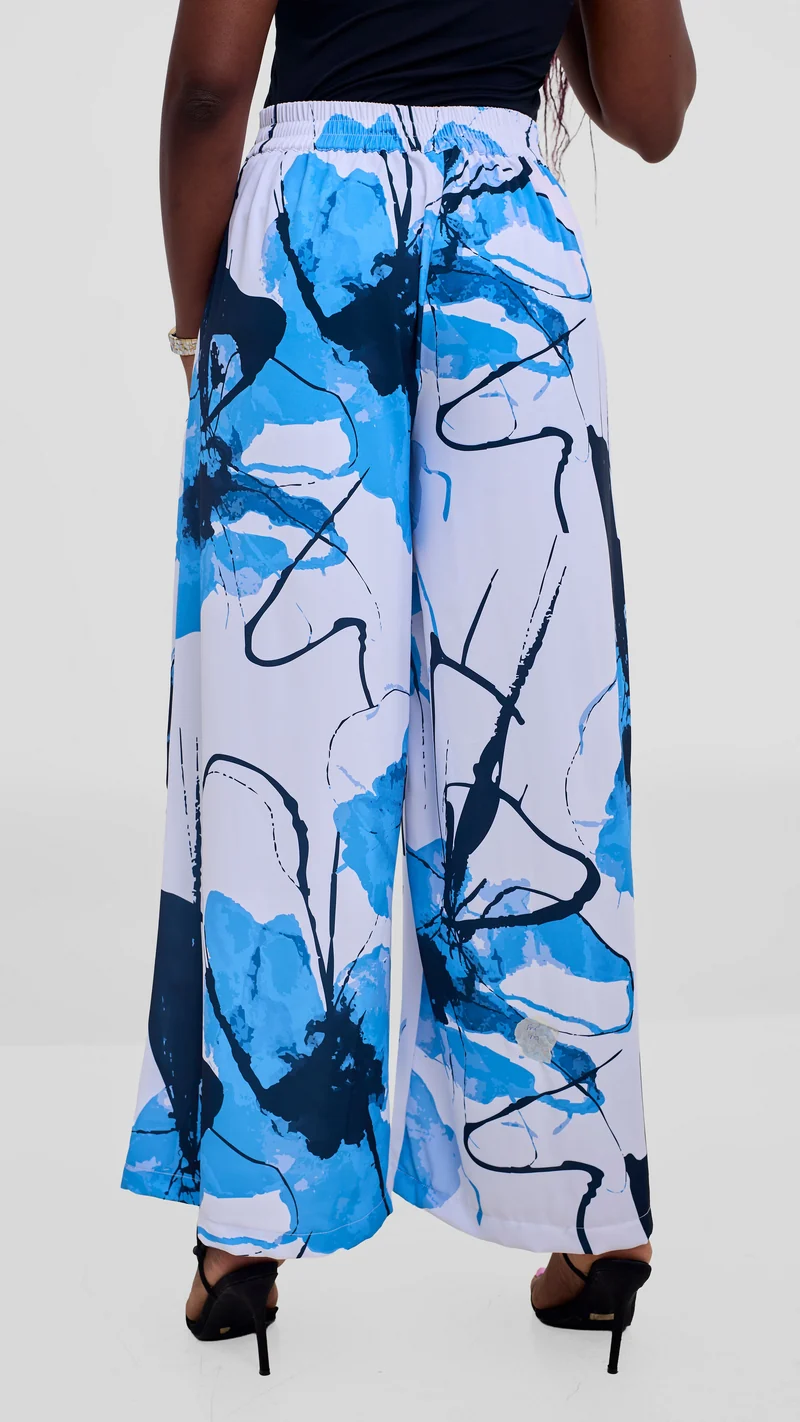 Vivo Liora Wide Leg Pants in Crepe - White / Blue Rozi Print