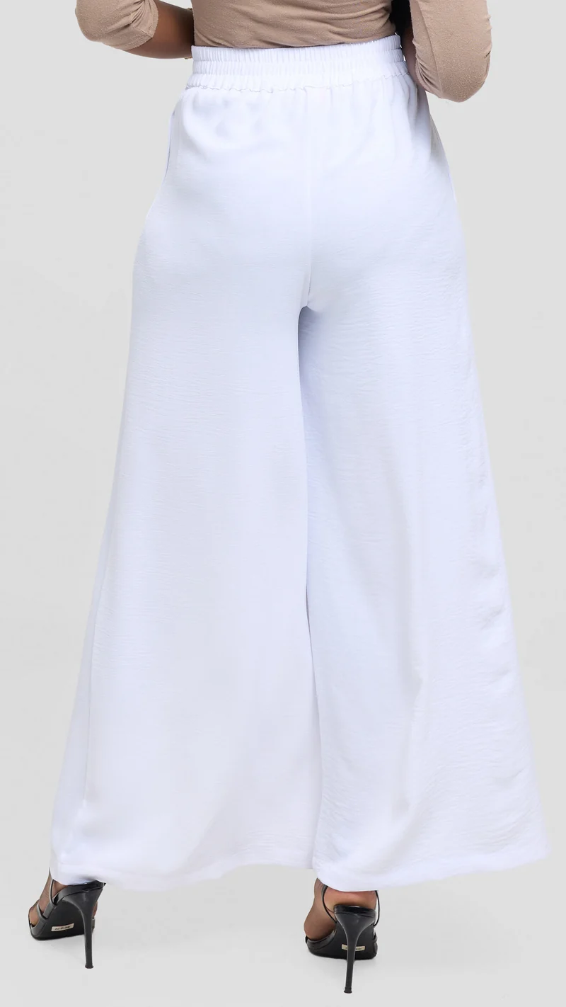 Vivo Wide Leg Pants in Textured Crepe - White