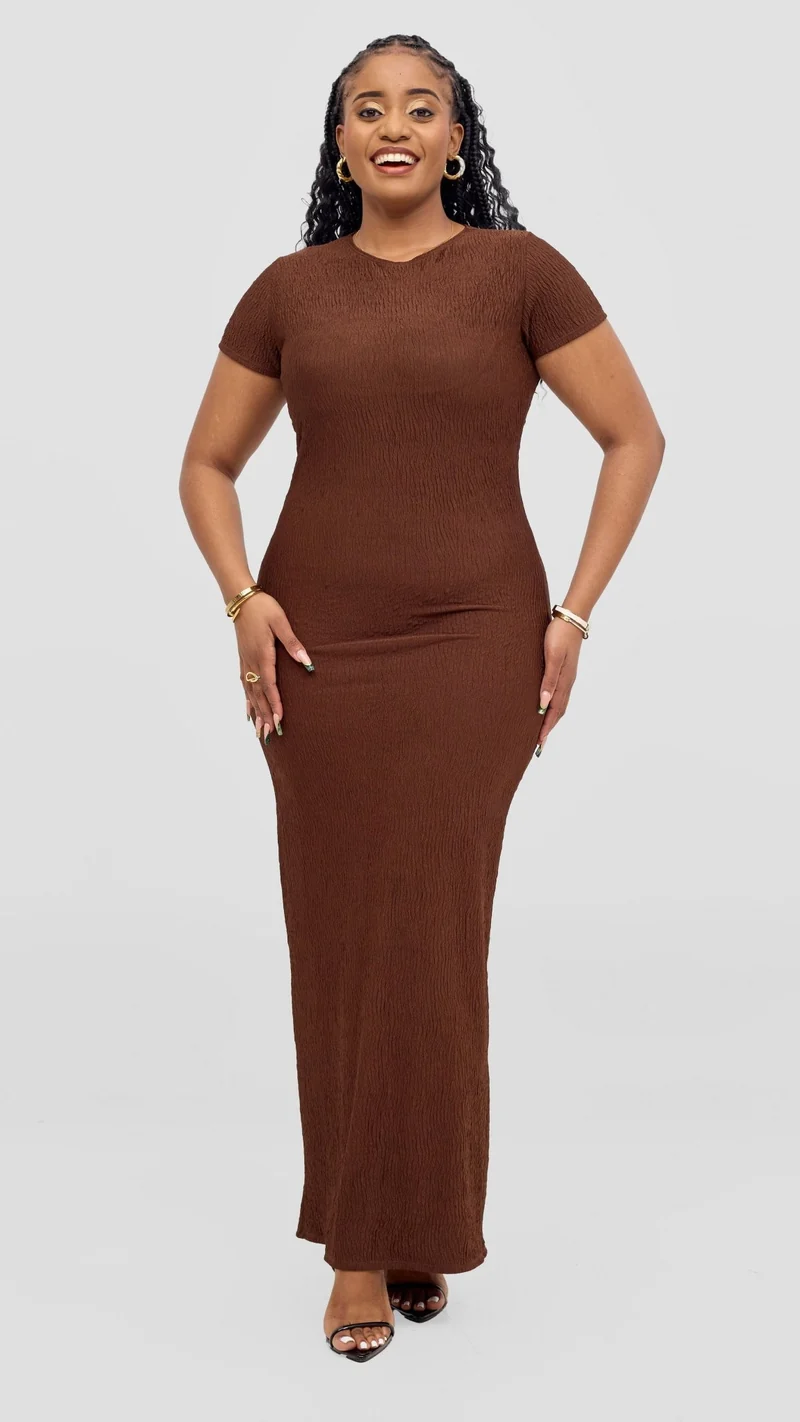 Vivo Kaisa Short Sleeve Maxi Bodycon In Polyester Stretch - Chocolate