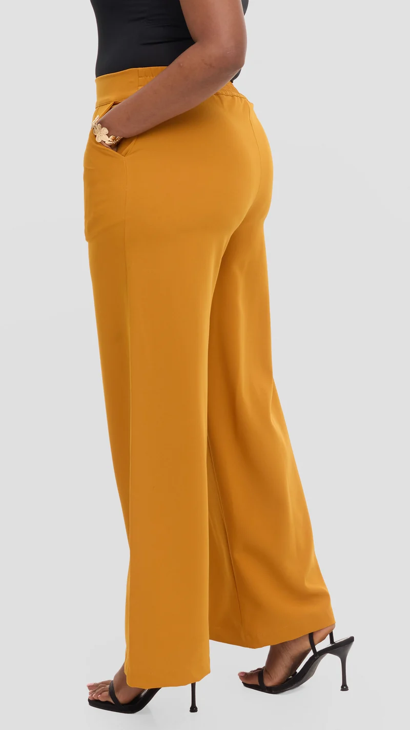 Vivo Wide Leg Pants in Crepe - Mustard