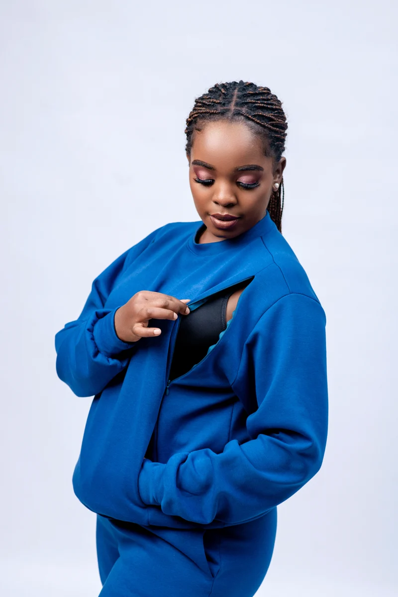Navaa Collection 2-Piece Set, Sweatshirt and Pants - Blue (Breastfeeding-friendly)