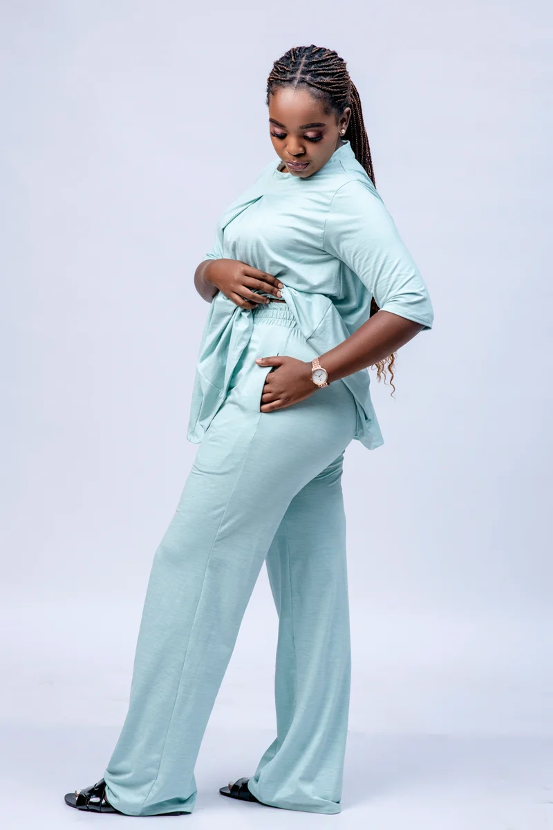 Navaa Collection Warm & Cosy 2-Piece Set - Mint Green (Breastfeeding-friendly)