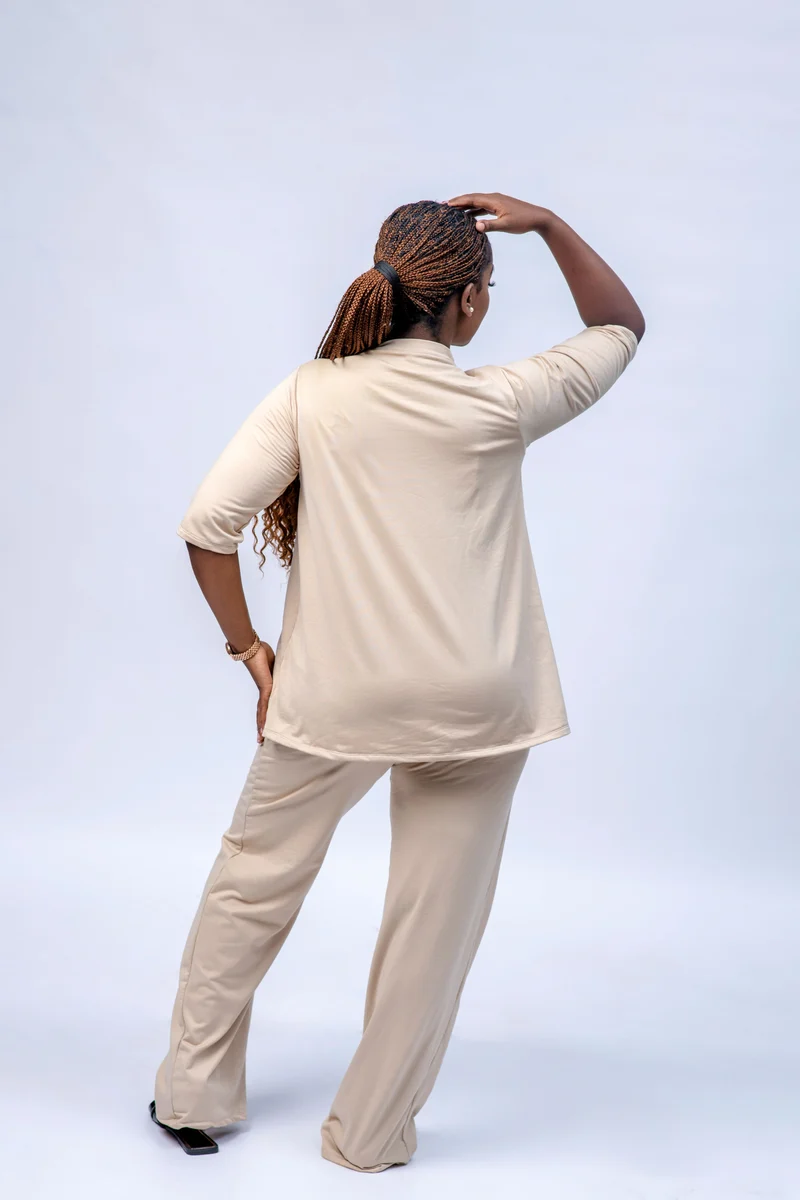 Navaa Collection Warm & Cosy 2-Piece Set - Beige (Breastfeeding-friendly)