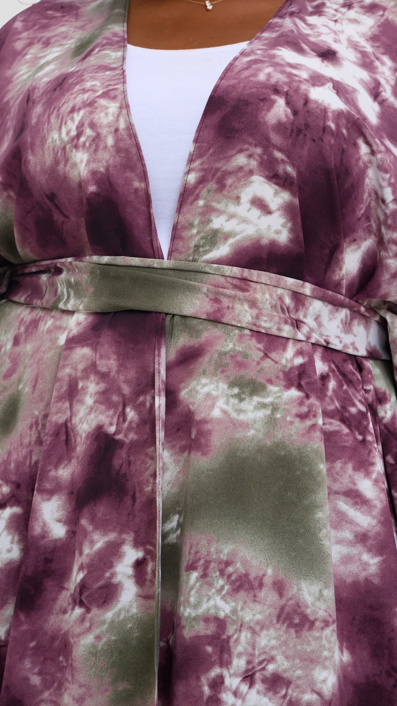 Vivo Scalloped Kimono in Crepe - Maroon / Sage Print