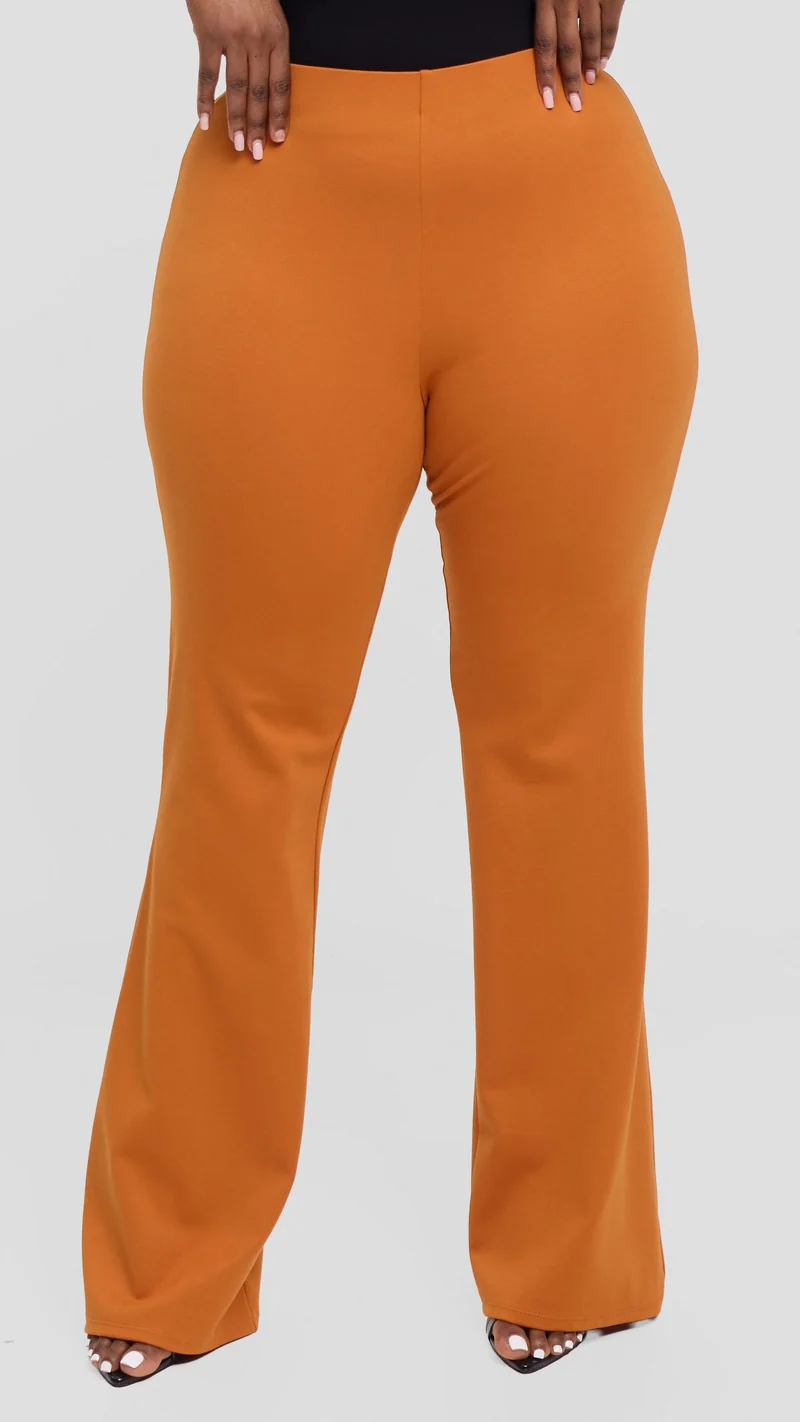Vivo Studio Flared Pants In Ponte - Rust