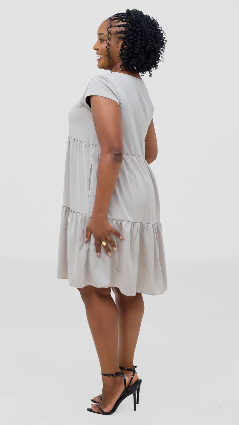 Vivo Pelia Round Neck Dress - Light Grey