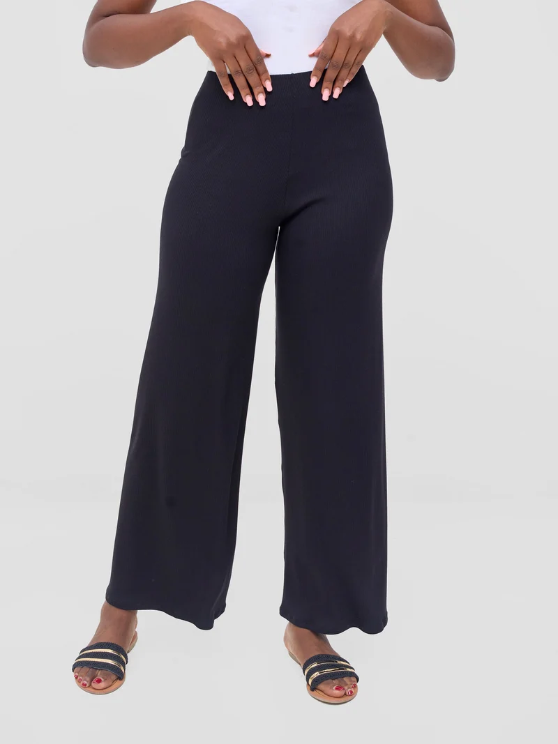Vivo Safa Straight Leg Pants in Stretch Rib - Black