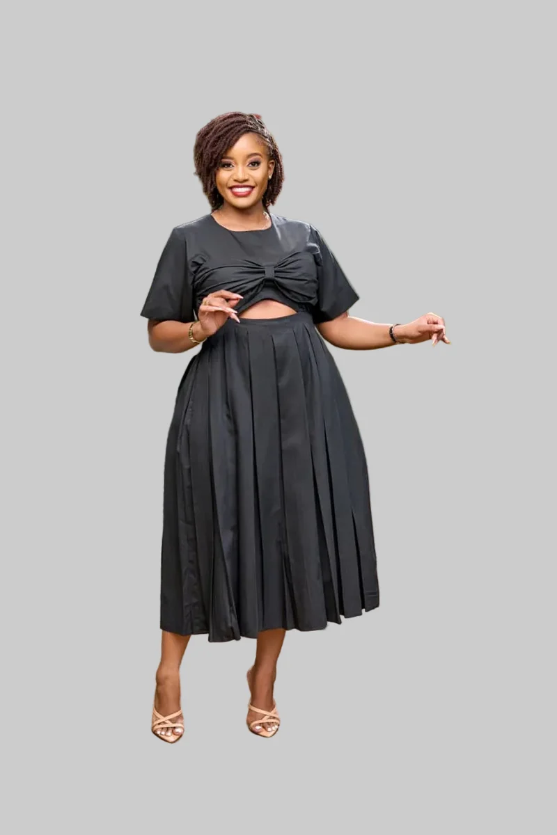 Izulu Maxwell Midi Dress - Black