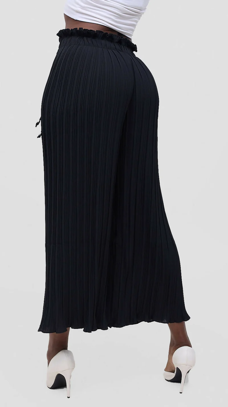Hessed Long Loose Fit Pleated Culotte Pant - Black