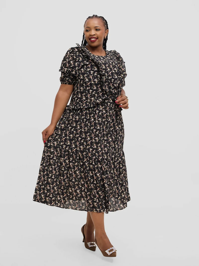 Hessed Floral Ruffle Short Sleeve Dress - Black