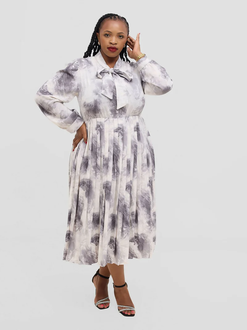 Hessed Tie Neck floral pleated Long Sleeve Dress - Black