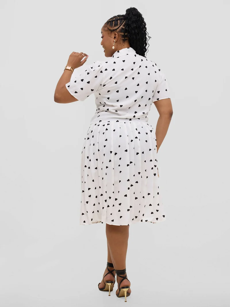 Hessed Short Sleeved Pleated Buttoned Wrap Dress - White / Black
