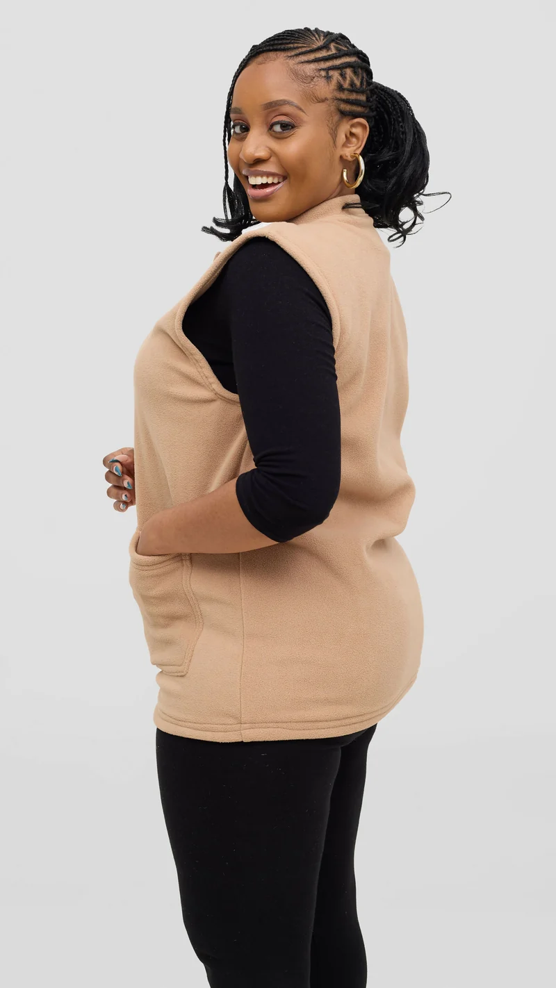 Timyt Urban Wear Curvy Plus Size Fleece With Frontal Pockets & Press Button Sweater - Beige