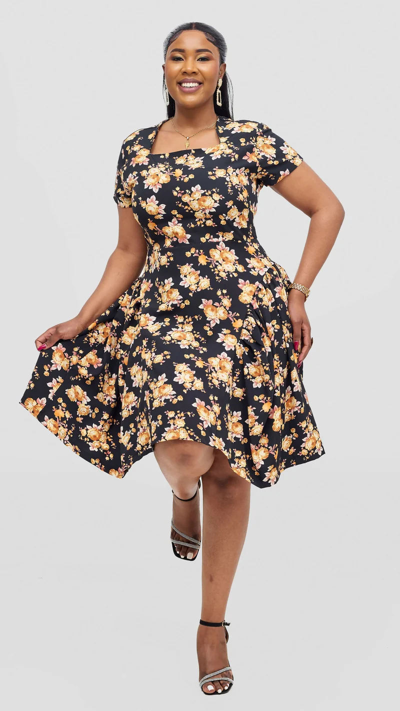 Lizola Andani Shift Dress - Black Flowered