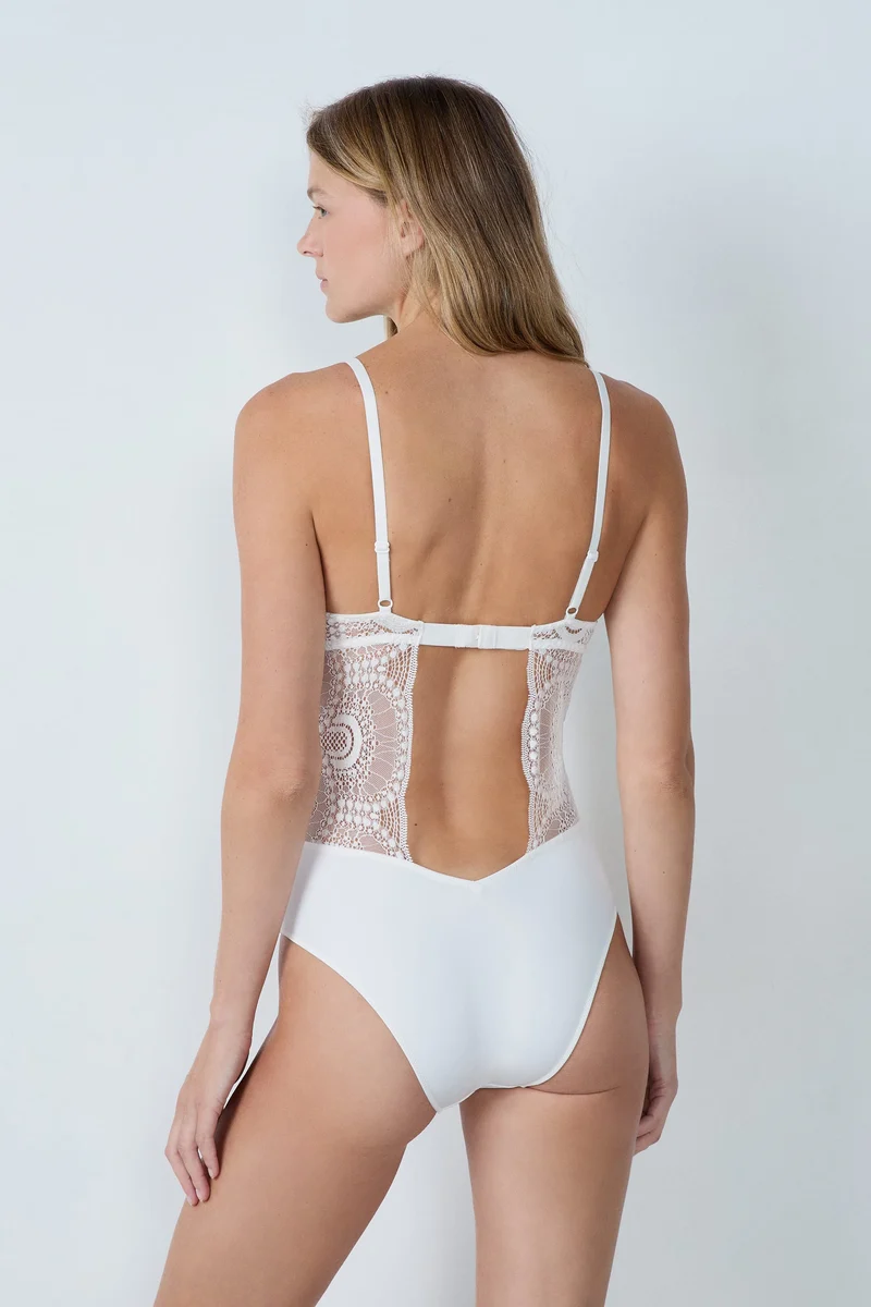 Pure Infini Body Armature