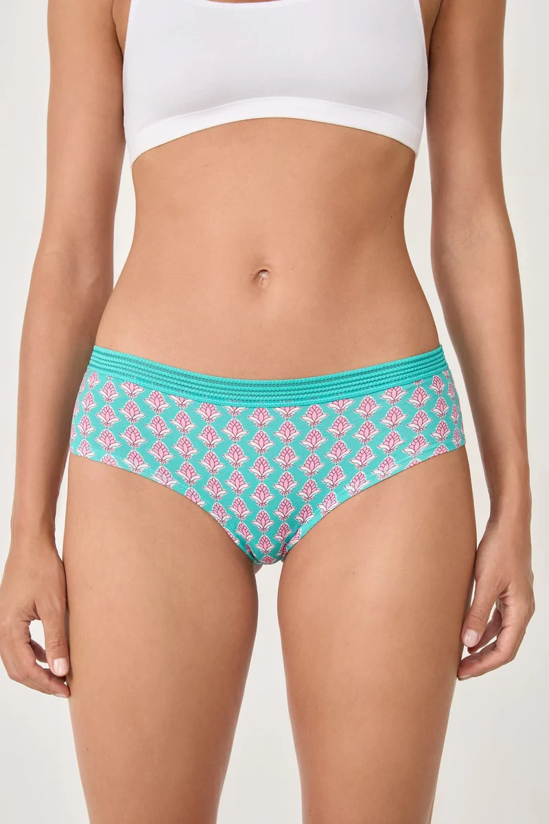 Jackie Lace 3 Shorties 08 25