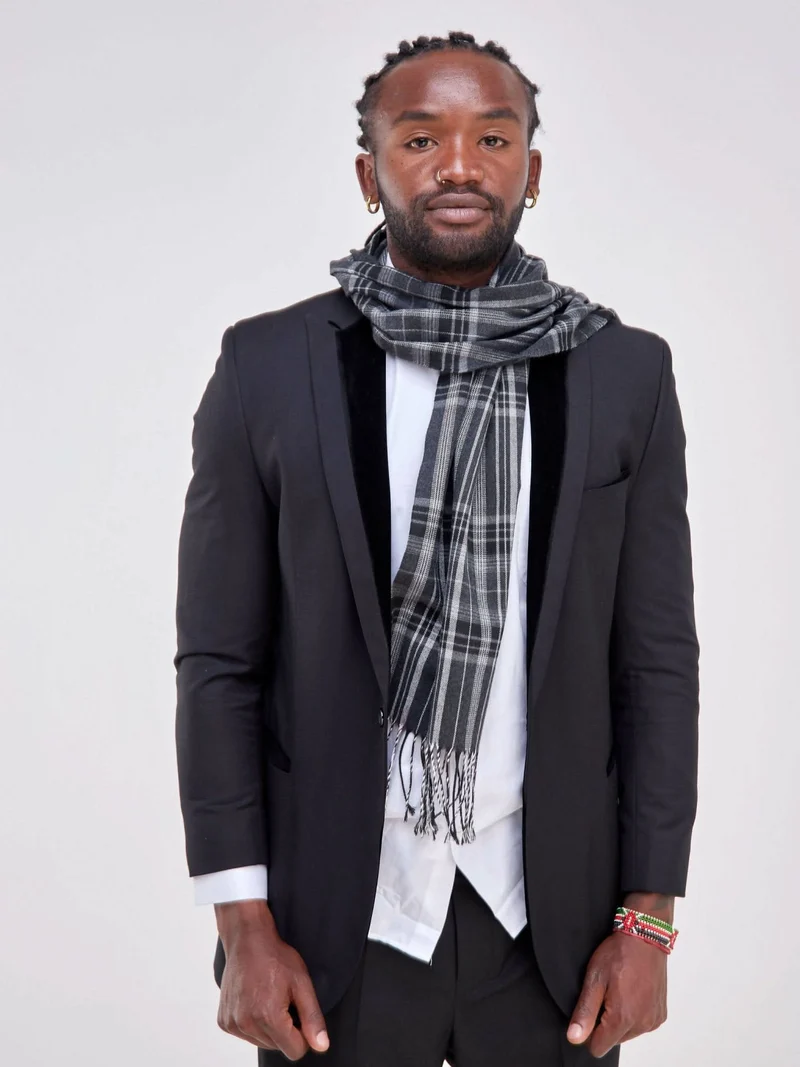Allure Checked Scarf - Black