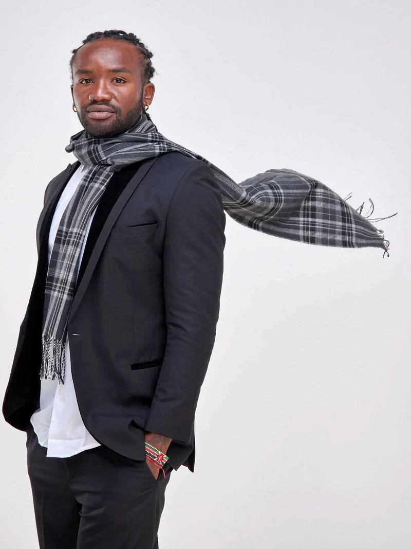 Allure Checked Scarf - Black