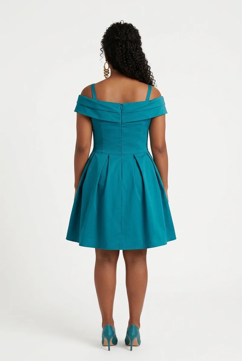 Stylish Sisters Off-Shoulder Strappy Pleated Mini Dress - Emerald Green