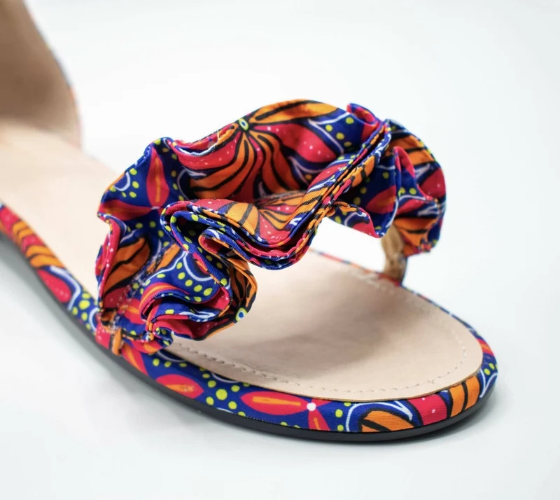 IV Amara Floral Print Sandals