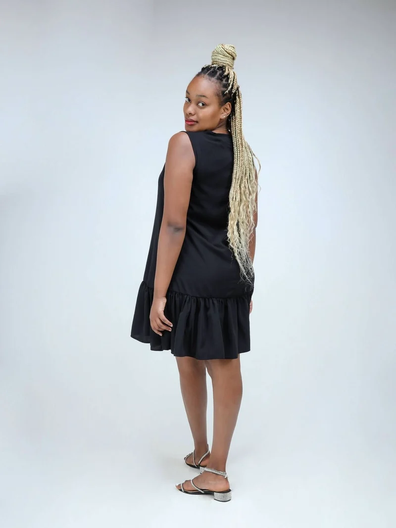 Phyls Collections Leila Sleeveless Shift Knee Length Dress - Black
