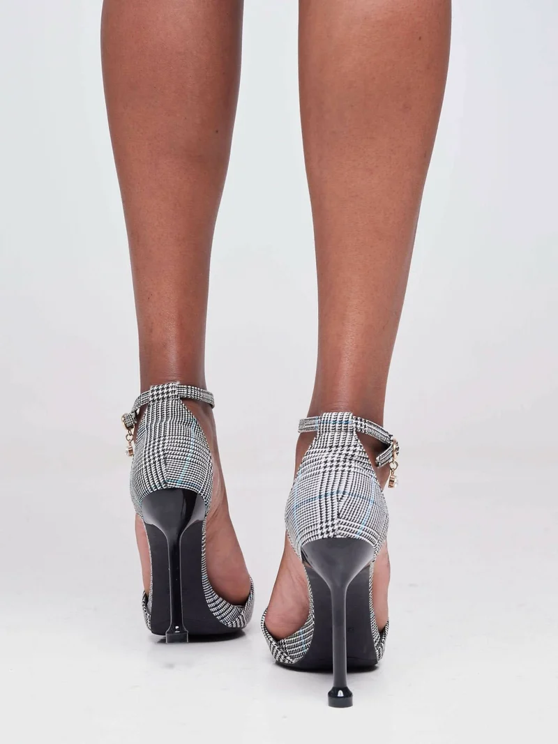 Checked Heels - Black