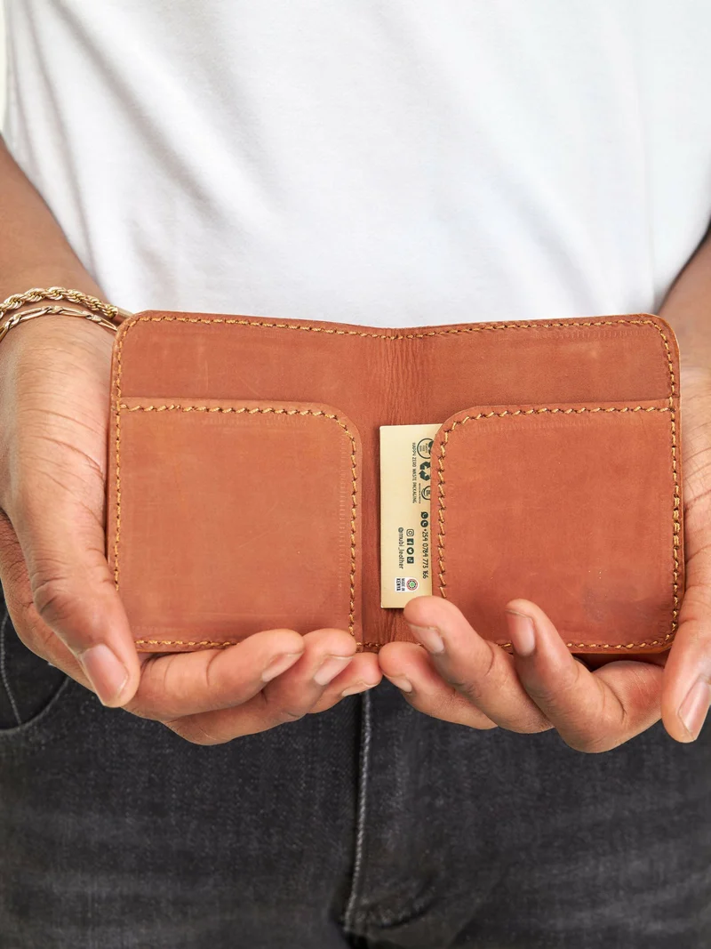 Mubi Leather Tajiri Men's Leather Wallet - Brown