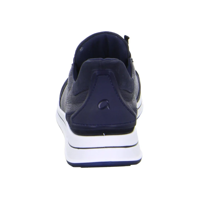 Ara Sneaker