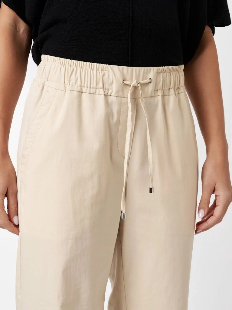 Toni Hose & Shorts Beige