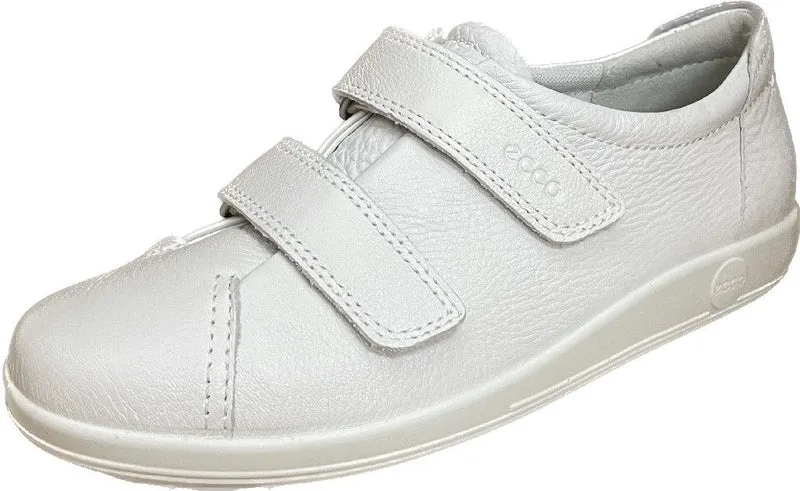 Ecco Sportliche Slipper weiß