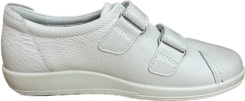 Ecco Sportliche Slipper weiß